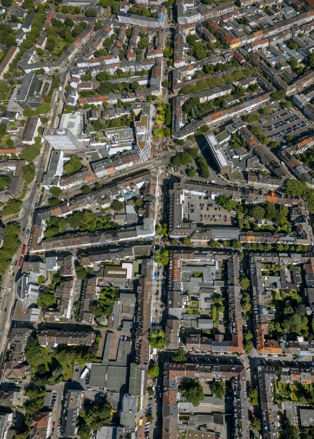 Essen Rüttenscheid from the bird's eye view: Residential area arranged as a block system in the district Ruettenscheid in Essen in North Rhine-Westphalia