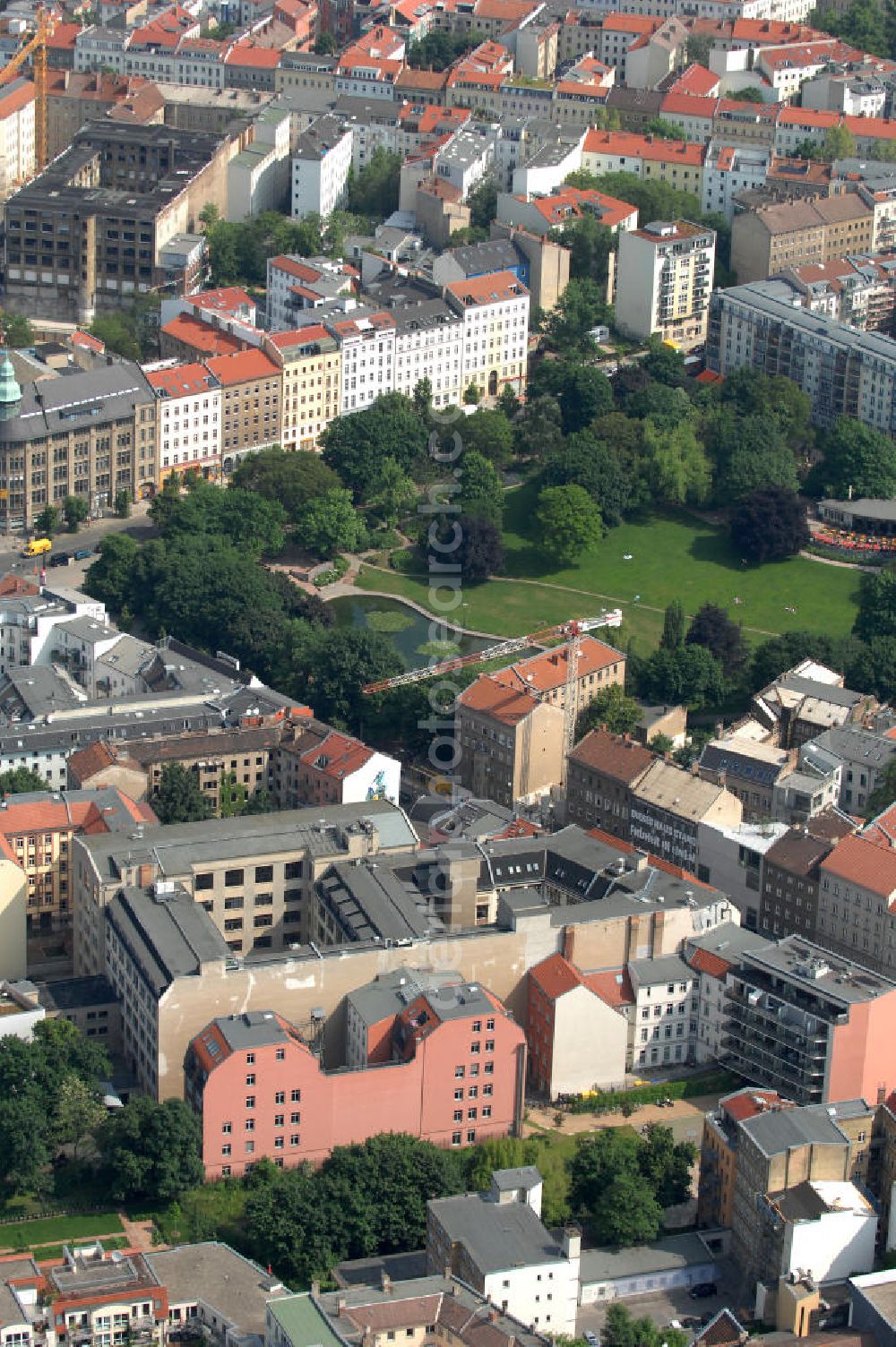 Berlin from the bird's eye view: Blick auf das Areal an der Brunnenstrasse 194 in 10119 Berlin, einer Immobilie der PTS Holdings GmbH & Co.KG. View of the area at the Fountain Street 194 in 10119 Berlin, a property of PTS Holdings GmbH & Co. KG