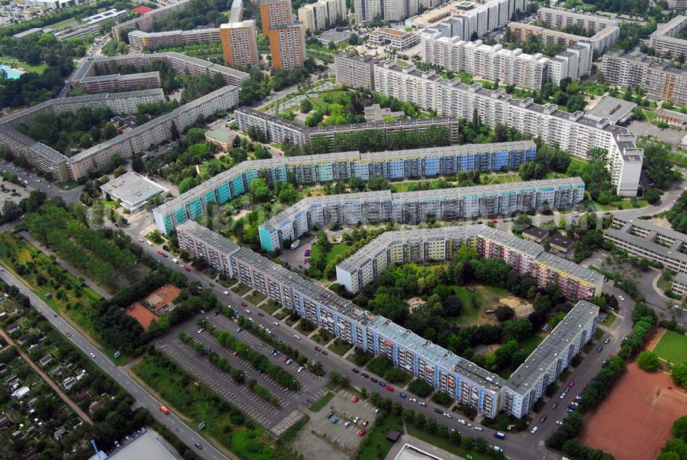 Dresden from the bird's eye view: Blick auf das Wohneubaugebiet am Langer Weg in Dresden - Prohlis, einem Projekt der HSH N Immobilienmanagement GmbH