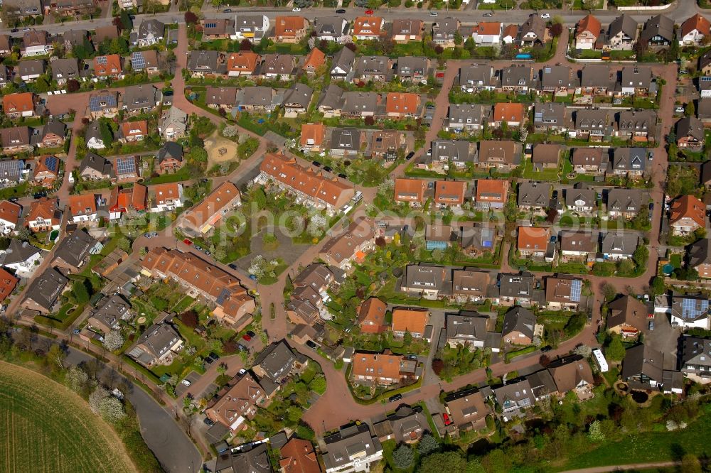 Aerial image Duisburg - View of a residential area in Duisburg in the state North Rhine-Westphalia