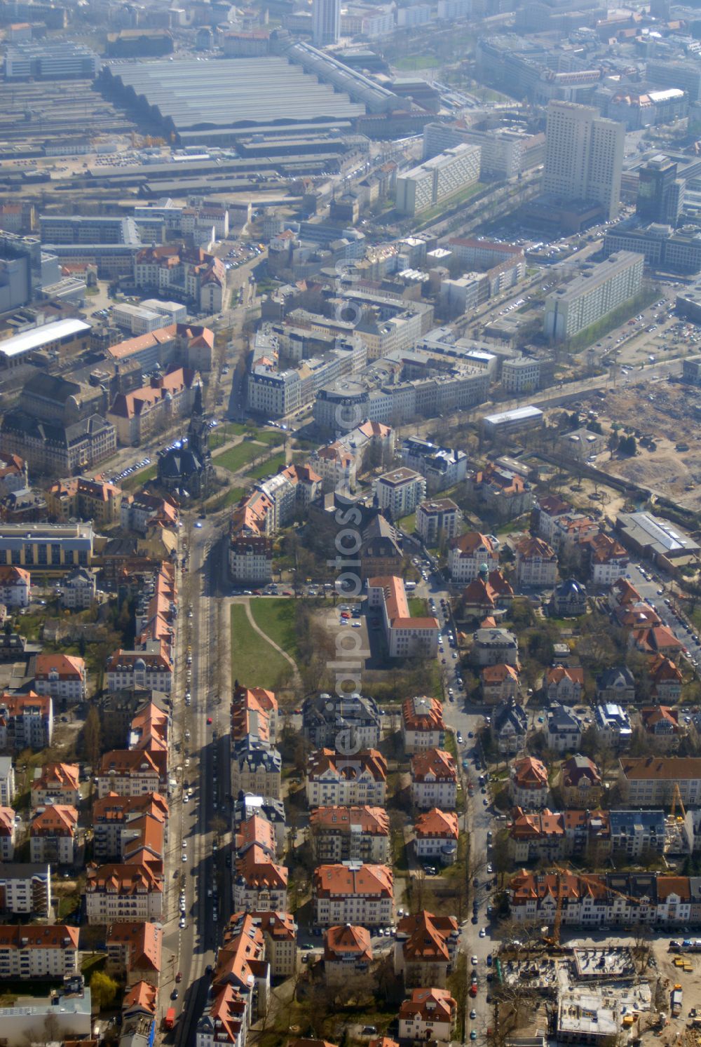 Leipzig from above - Blick auf das Wohngebiet an der Ehrensteinstrasse in Leipzig Gohlis.