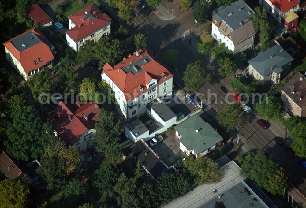 Aerial image Berlin-Karlshorst - 05.10.2005 Berlin - Karlshorst - Wohngebiet an der Ehrlichstraße 39 / Ecke Üderseestraße in Berlin-Karlshorst