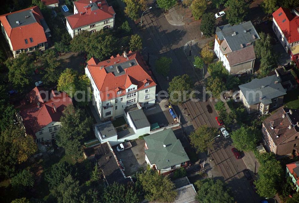 Aerial photograph Berlin-Karlshorst - 05.10.2005 Berlin - Karlshorst - Wohngebiet an der Ehrlichstraße 39 / Ecke Üderseestraße in Berlin-Karlshorst