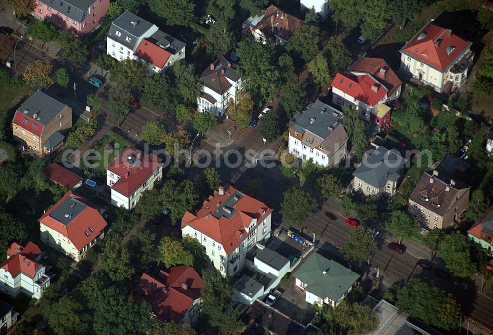 Berlin-Karlshorst from the bird's eye view: 05.10.2005 Berlin - Karlshorst - Wohngebiet an der Ehrlichstraße 39 / Ecke Üderseestraße in Berlin-Karlshorst