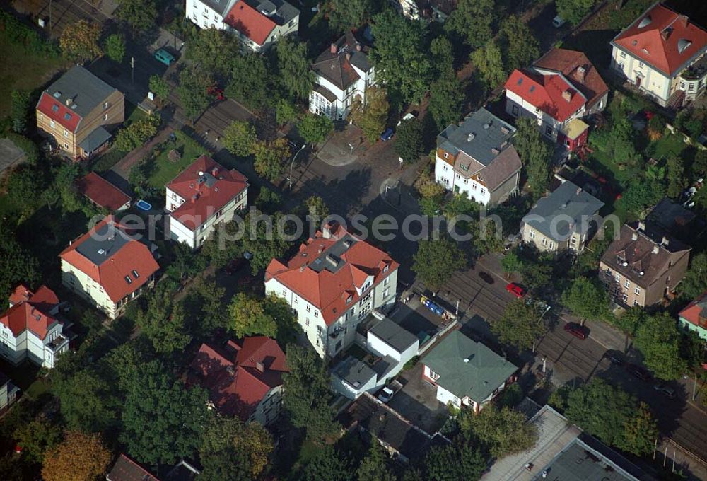 Aerial image Berlin-Karlshorst - 05.10.2005 Berlin - Karlshorst - Wohngebiet an der Ehrlichstraße 39 / Ecke Üderseestraße in Berlin-Karlshorst