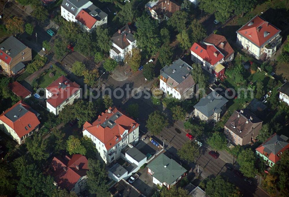 Aerial photograph Berlin-Karlshorst - 05.10.2005 Berlin - Karlshorst - Wohngebiet an der Ehrlichstraße 39 / Ecke Üderseestraße in Berlin-Karlshorst