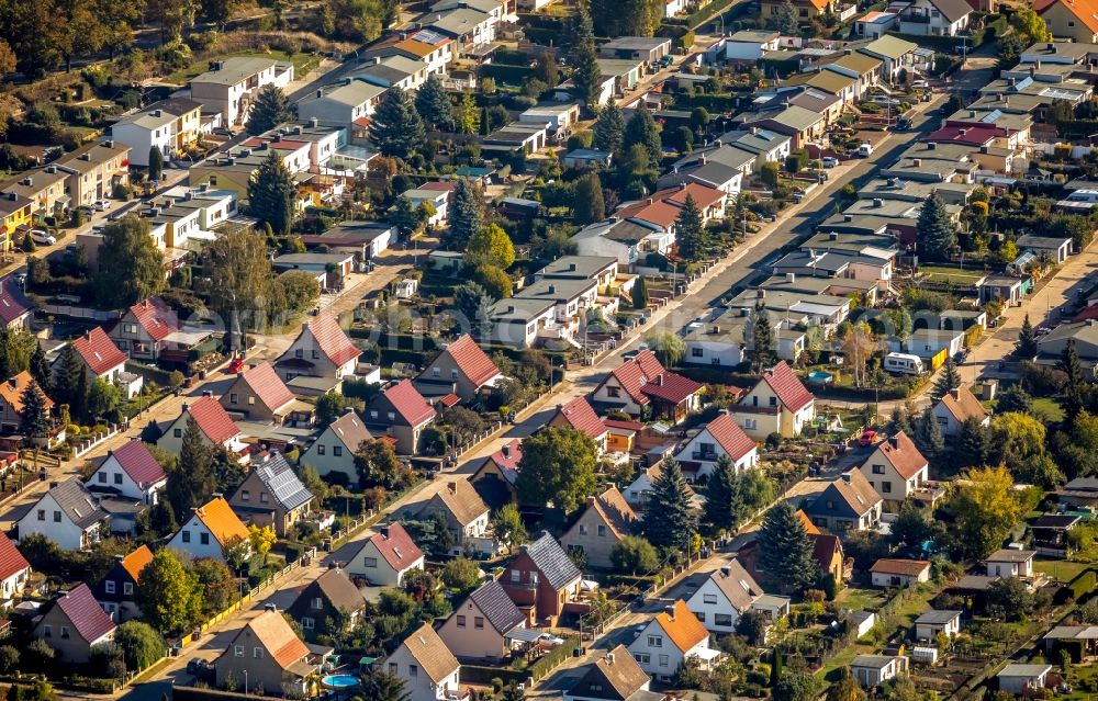 Aerial image Aschersleben - Single-family residential area of settlement in Aschersleben in the state Saxony-Anhalt, Germany