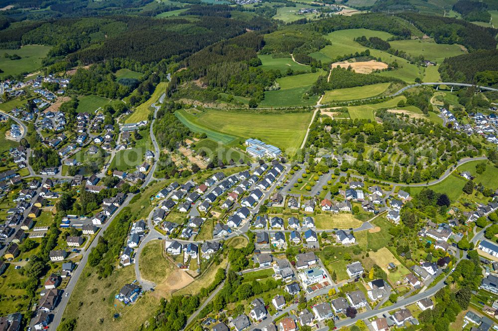 Aerial photograph Attendorn - Single-family residential area of settlement in Attendorn in the state North Rhine-Westphalia, Germany