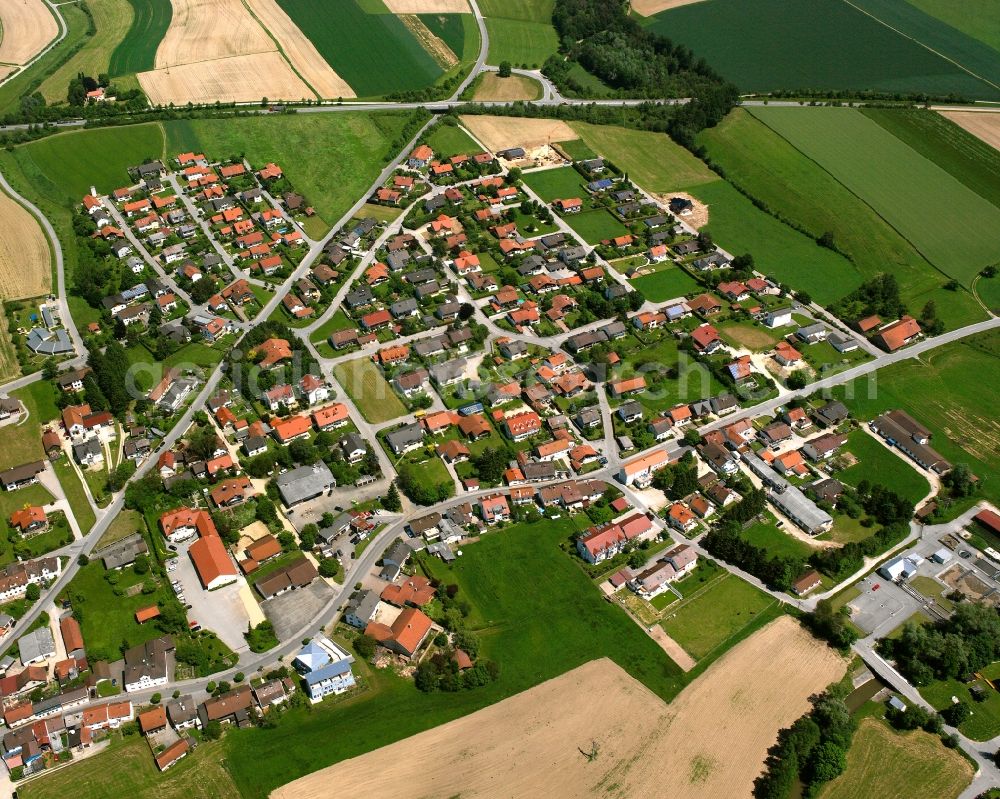 Aurolfing from the bird's eye view: Single-family residential area of settlement in Aurolfing in the state Bavaria, Germany