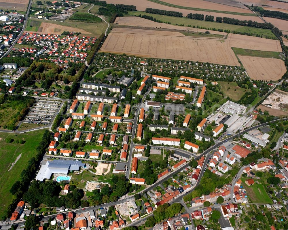 Bad Langensalza from above - Single-family residential area of settlement in Bad Langensalza in the state Thuringia, Germany