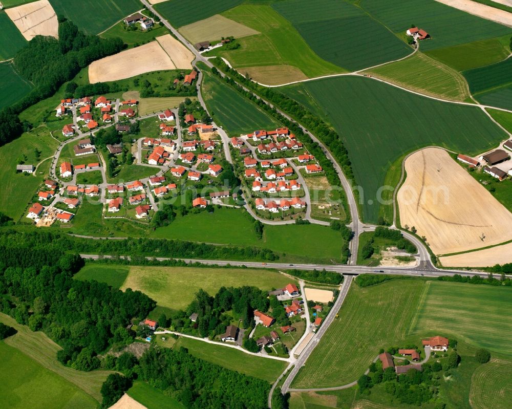 Berg from the bird's eye view: Single-family residential area of settlement in Berg in the state Bavaria, Germany