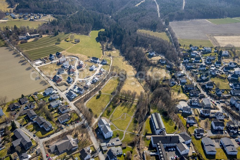 Bergdorf LiebesGrün from above - Single-family residential area of settlement in Bergdorf LiebesGruen in the state North Rhine-Westphalia, Germany