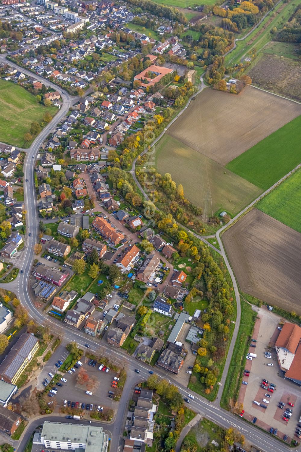 Aerial photograph Bergkamen - Single-family residential area of settlement on street Voigtwiese in Bergkamen at Ruhrgebiet in the state North Rhine-Westphalia, Germany