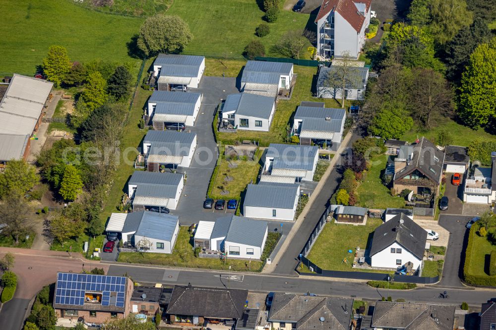 Aerial photograph Bergkamen - Single-family residential area of settlement on street In den Kaempen in Bergkamen at Ruhrgebiet in the state North Rhine-Westphalia, Germany