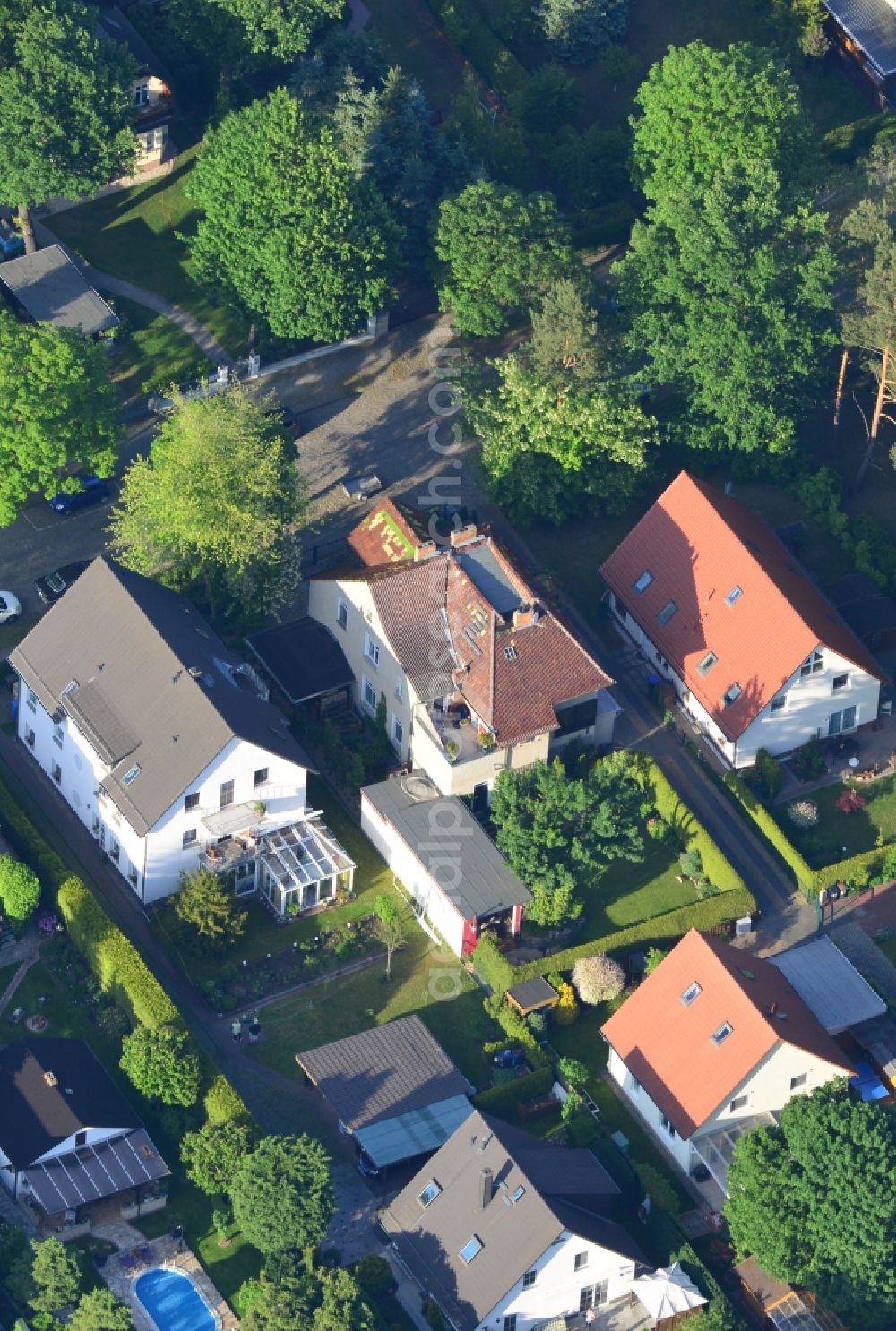 Aerial photograph Berlin - Single-family residential area of settlement in Berlin in Germany