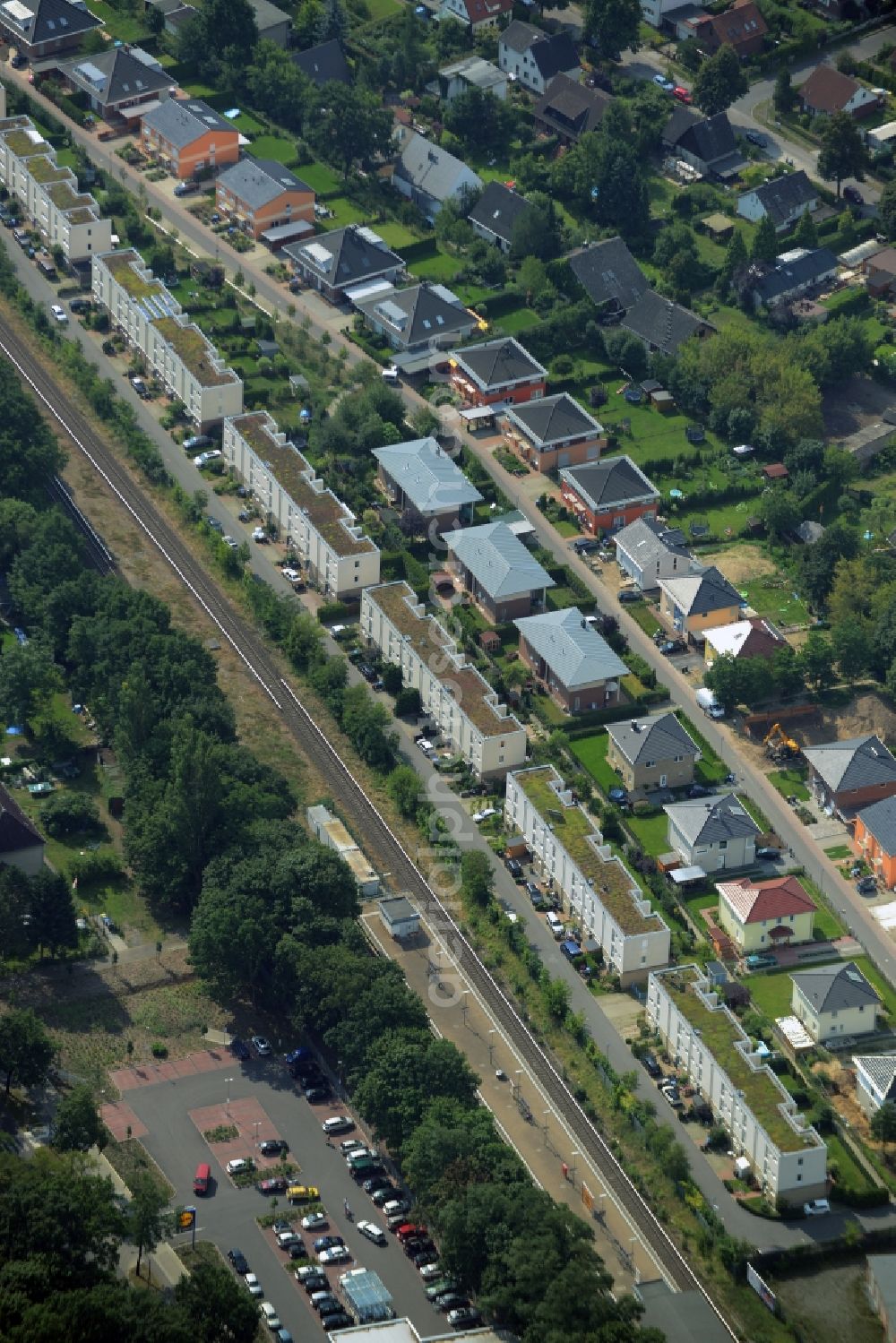 Aerial photograph Berlin - Single-family residential area of settlement in Heiligensee in Berlin in Germany