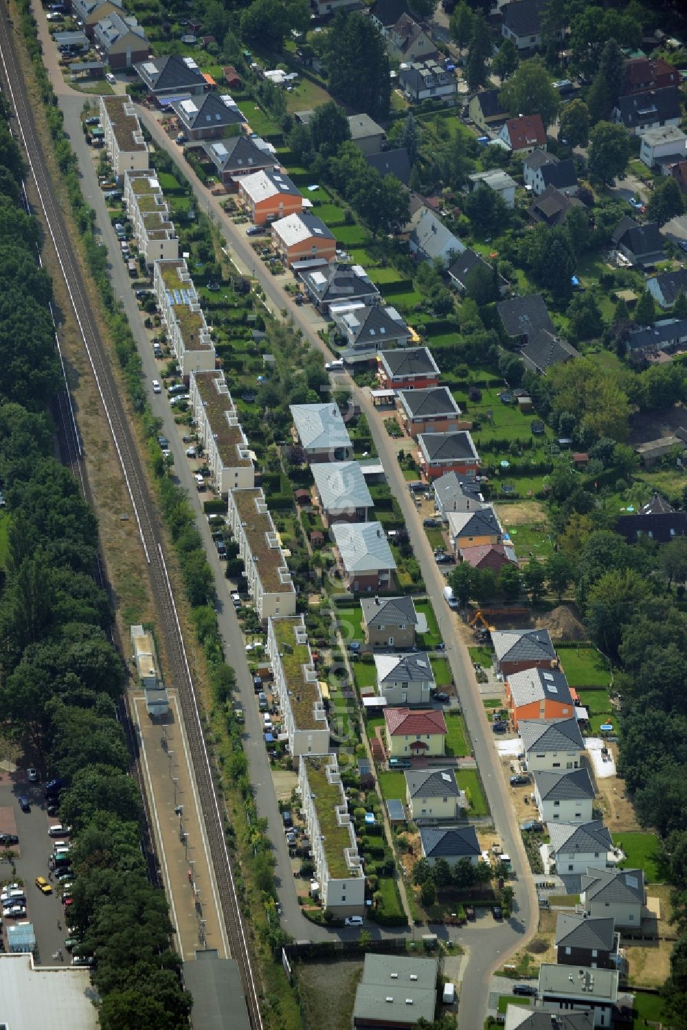 Berlin from above - Single-family residential area of settlement in Heiligensee in Berlin in Germany