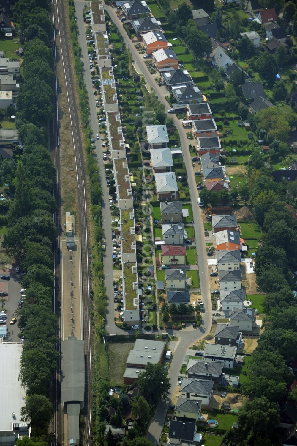 Aerial image Berlin - Single-family residential area of settlement in Heiligensee in Berlin in Germany