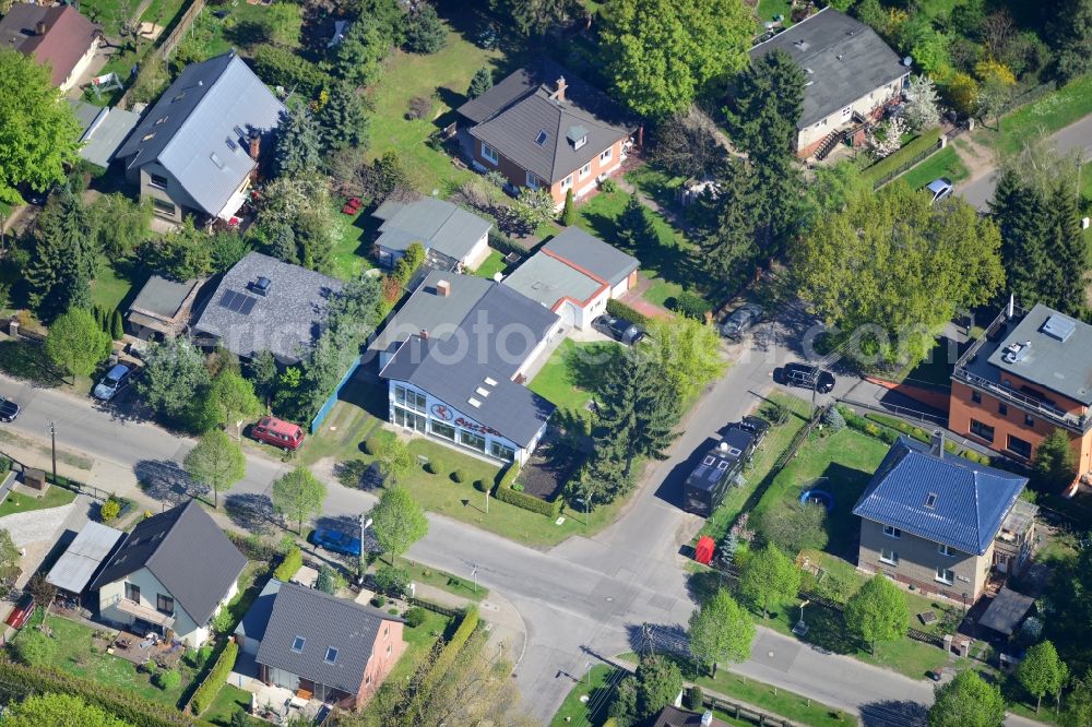 Aerial image Berlin Kaulsdorf - Single family house residential area at the Bergedorfer road in 12621 BERLIN Kaulsdorf south