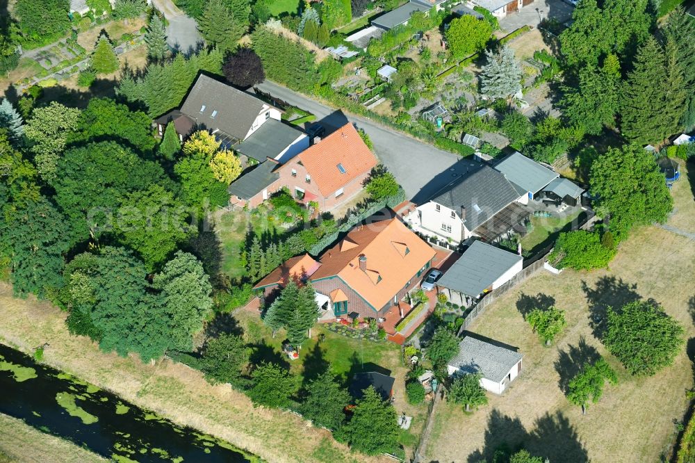 Osterburg (Altmark) from the bird's eye view: Single-family residential area of settlement An der Bleiche in Osterburg (Altmark) in the state Saxony-Anhalt, Germany