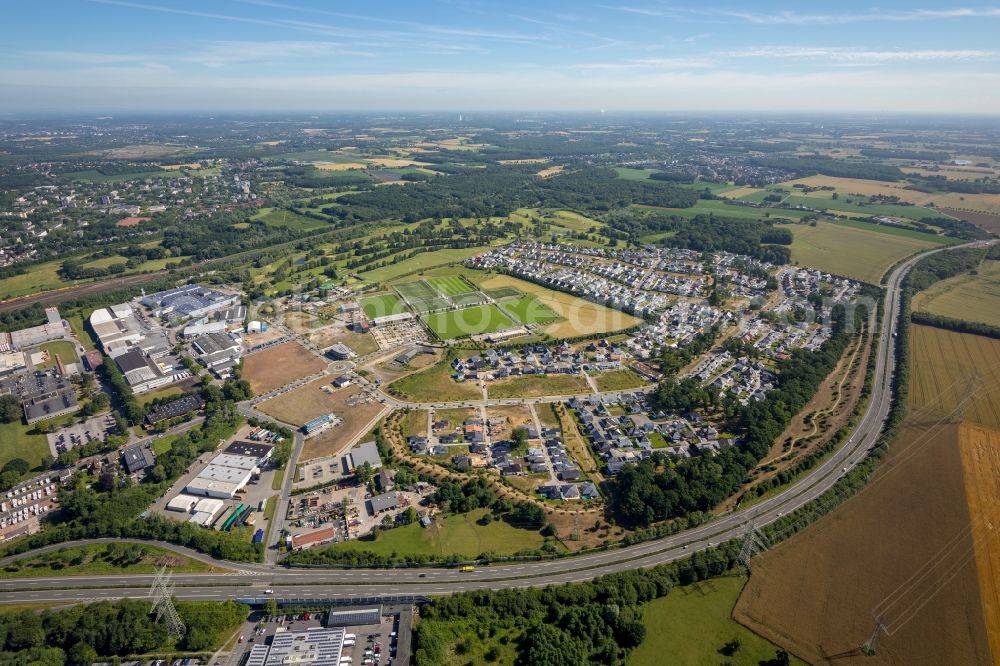 Aerial photograph Dortmund - Single-family residential area of settlement Brackeler Feld in the district Brackel in Dortmund in the state North Rhine-Westphalia, Germany