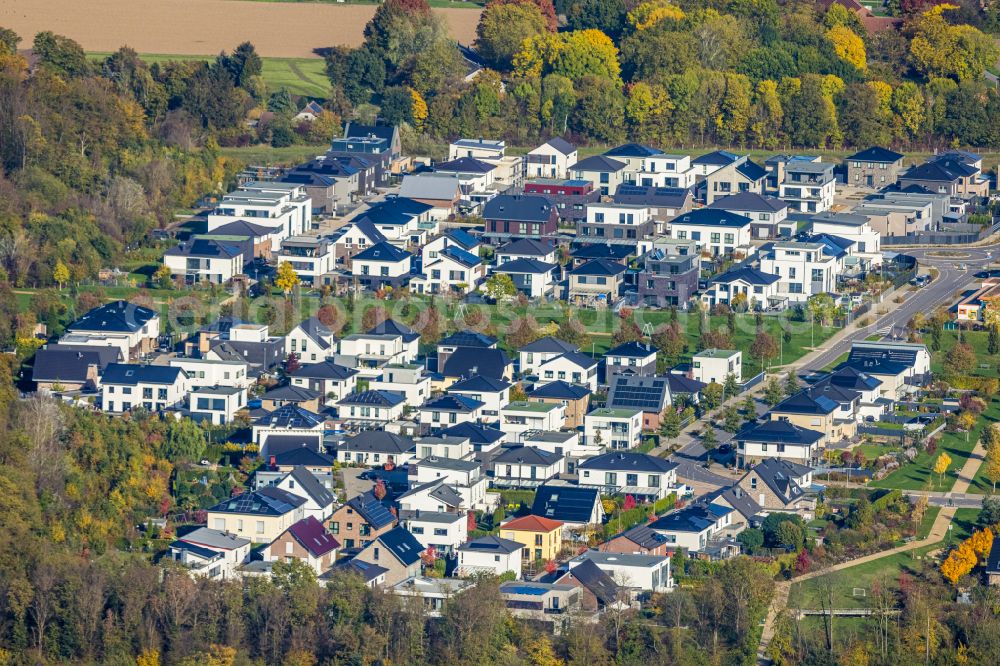 Aerial photograph Neukirchen-Vluyn - Single-family residential area Dicksche Heide in Neukirchen-Vluyn in the state of North Rhine-Westphalia