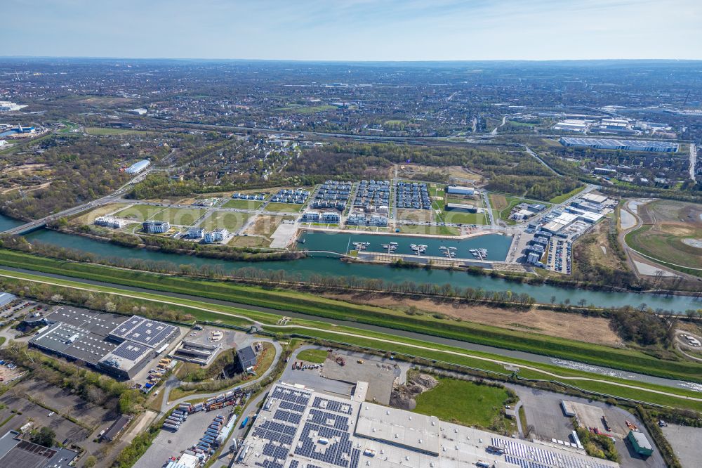 Aerial image Gelsenkirchen - Single-family residential area of settlement along the Johannes-Rau-Allee in Gelsenkirchen in the state North Rhine-Westphalia, Germany