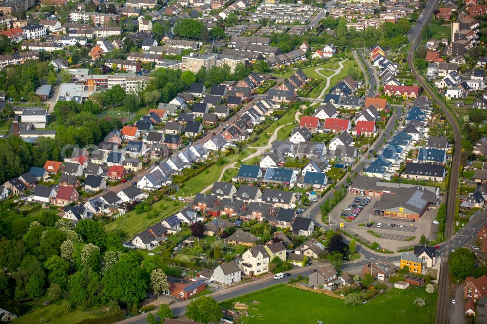 Aerial photograph Hamm - Single-family residential area of settlement along Kurt-Witte-Weg and Karl-Mecklenbrauck-Weg in Hamm in the state North Rhine-Westphalia