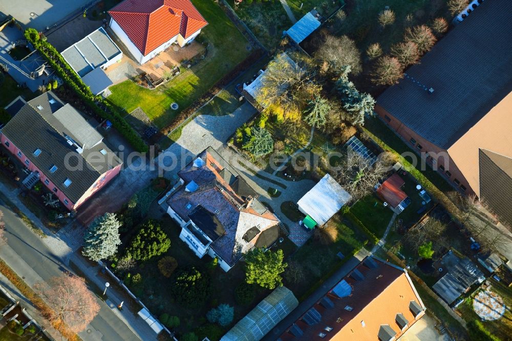 Aerial image Berlin - Single-family residential area of settlement along the Lindenberger Strasse - Am Wartenberger Luch - Am Genossenschaftsring in the district Hohenschoenhausen in Berlin, Germany