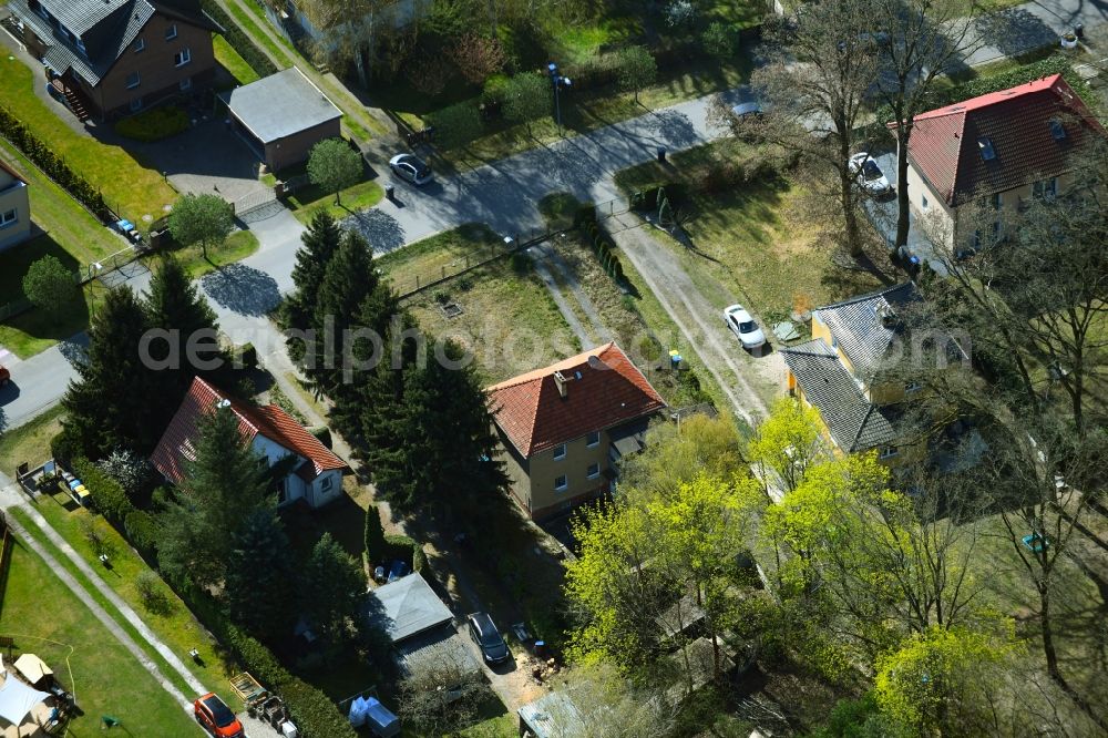 Aerial photograph Falkensee - Single-family residential area of settlement along the Mannheimer Strasse in Falkensee in the state Brandenburg, Germany