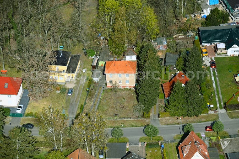 Aerial image Falkensee - Single-family residential area of settlement along the Mannheimer Strasse in Falkensee in the state Brandenburg, Germany