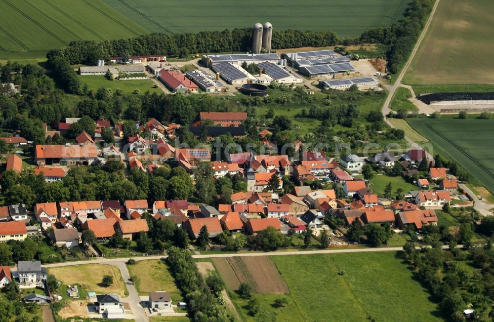 Aerial photograph Sundhausen - Single-family residential area of settlement along the Stiegelsgasse - Erlenweg in Sundhausen in the state Thuringia, Germany