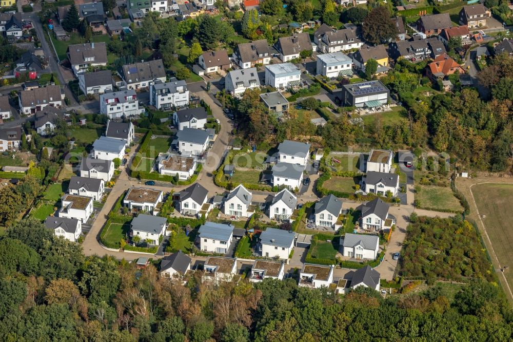 Witten from above - Single-family residential area of settlement along the Tellmannstrasse in Witten in the state North Rhine-Westphalia, Germany