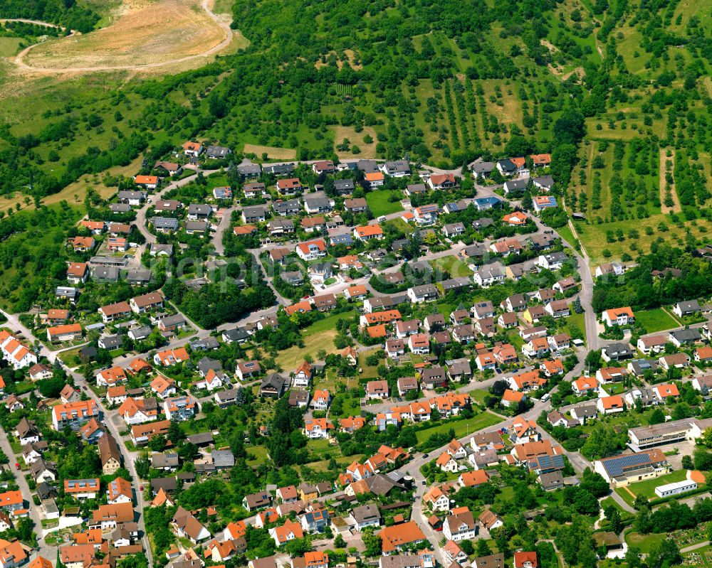 Aerial photograph Entringen - Single-family residential area of settlement in Entringen in the state Baden-Wuerttemberg, Germany