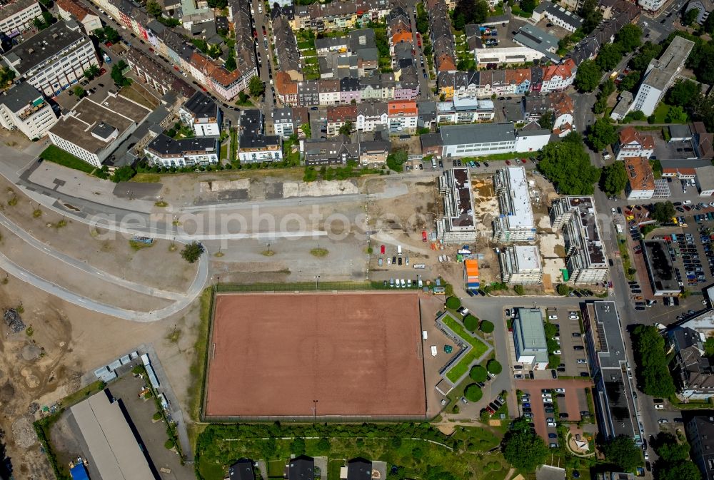 Aerial image Essen - Single-family residential area of settlement zwischen Girardethaus und Hopf- Bau (Rue 199) an der Ruettenscheider Bruecke in Essen in the state North Rhine-Westphalia