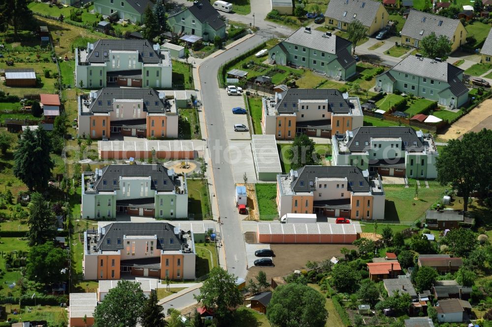 Bernau from the bird's eye view: Single-family residential area of settlement a??Gartenstadt Fichtestrassea?? in Bernau in the state Brandenburg, Germany