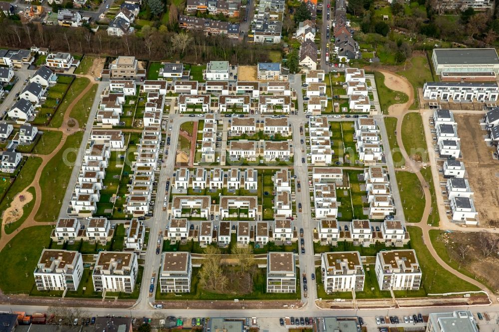 Düsseldorf from the bird's eye view: Single-family residential area of settlement Gartenstadt Reitzenstein in Duesseldorf in the state North Rhine-Westphalia, Germany