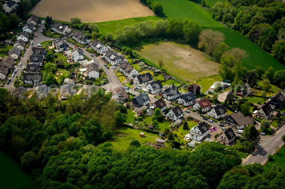 Aerial photograph Gevelsberg - Single-family residential area of settlement at Brelauer street in Gevelsberg in the state North Rhine-Westphalia