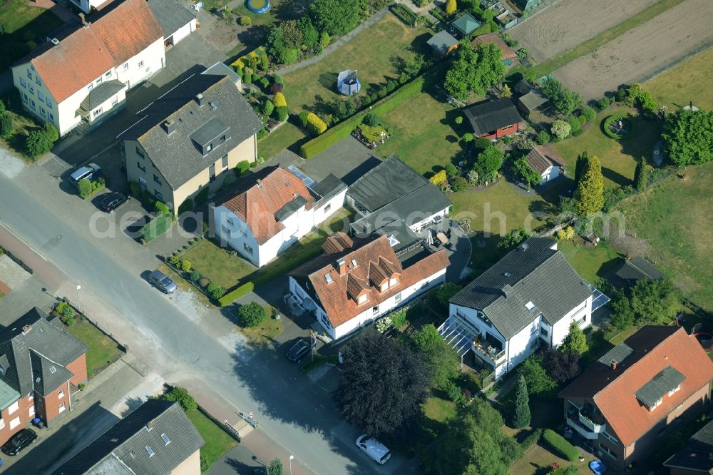 Gütersloh from above - Single-family residential area of settlement in Guetersloh in the state North Rhine-Westphalia