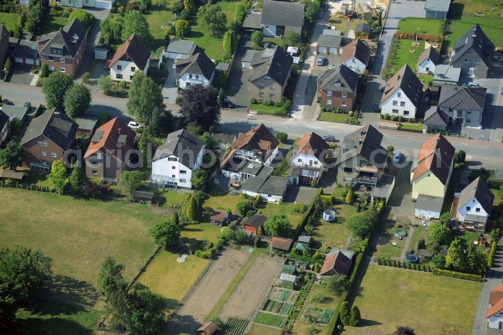 Aerial photograph Gütersloh - Single-family residential area of settlement in Guetersloh in the state North Rhine-Westphalia