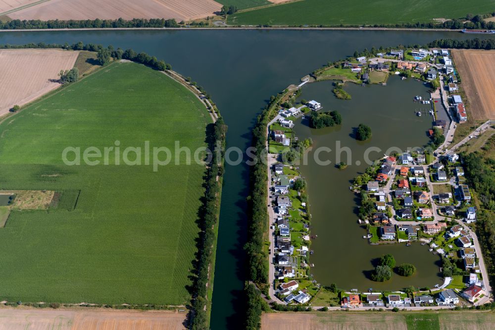 Aerial image Wendeburg - Single-family residential area of settlement at the Marina Bortfeld harbor in Wendeburg in the state Lower Saxony