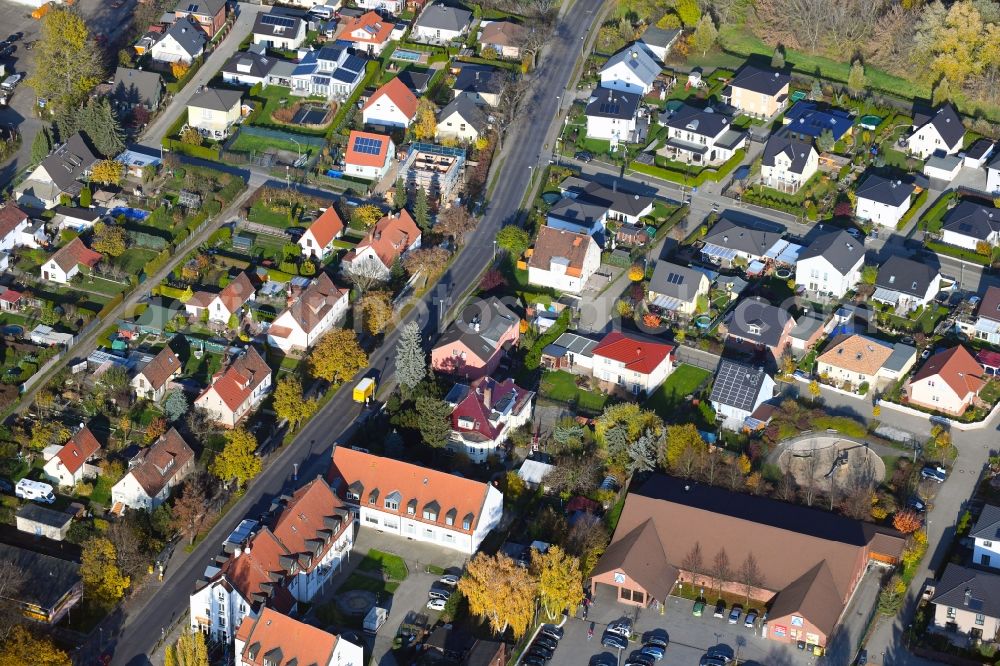 Berlin from above - Single-family residential area of settlement Am Hechtgraben in the district Wartenberg in Berlin, Germany