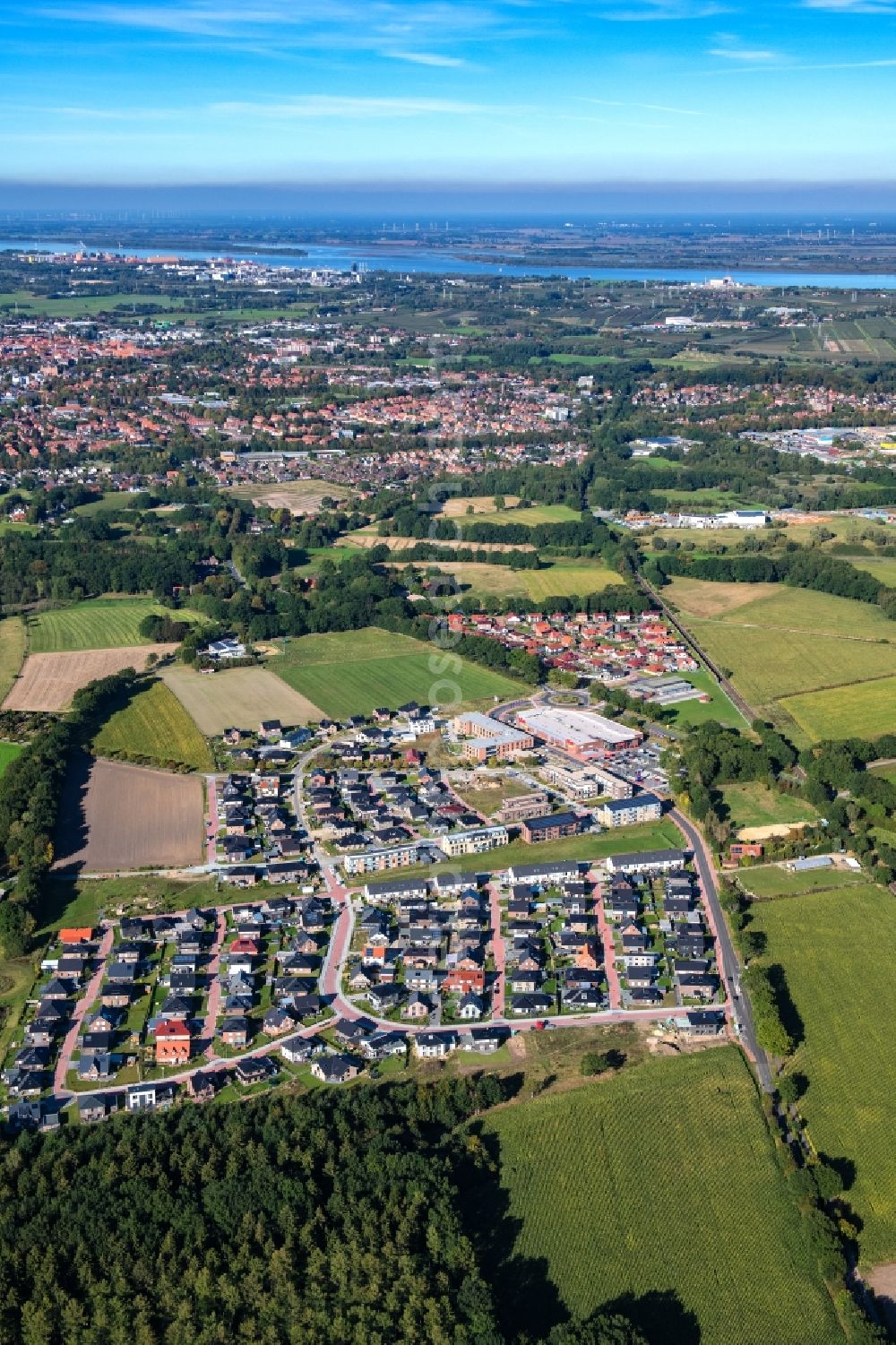 Aerial image Stade - Single-family residential area of settlement Heidesiedlung in the district Riensfoerde in Stade in the state Lower Saxony, Germany