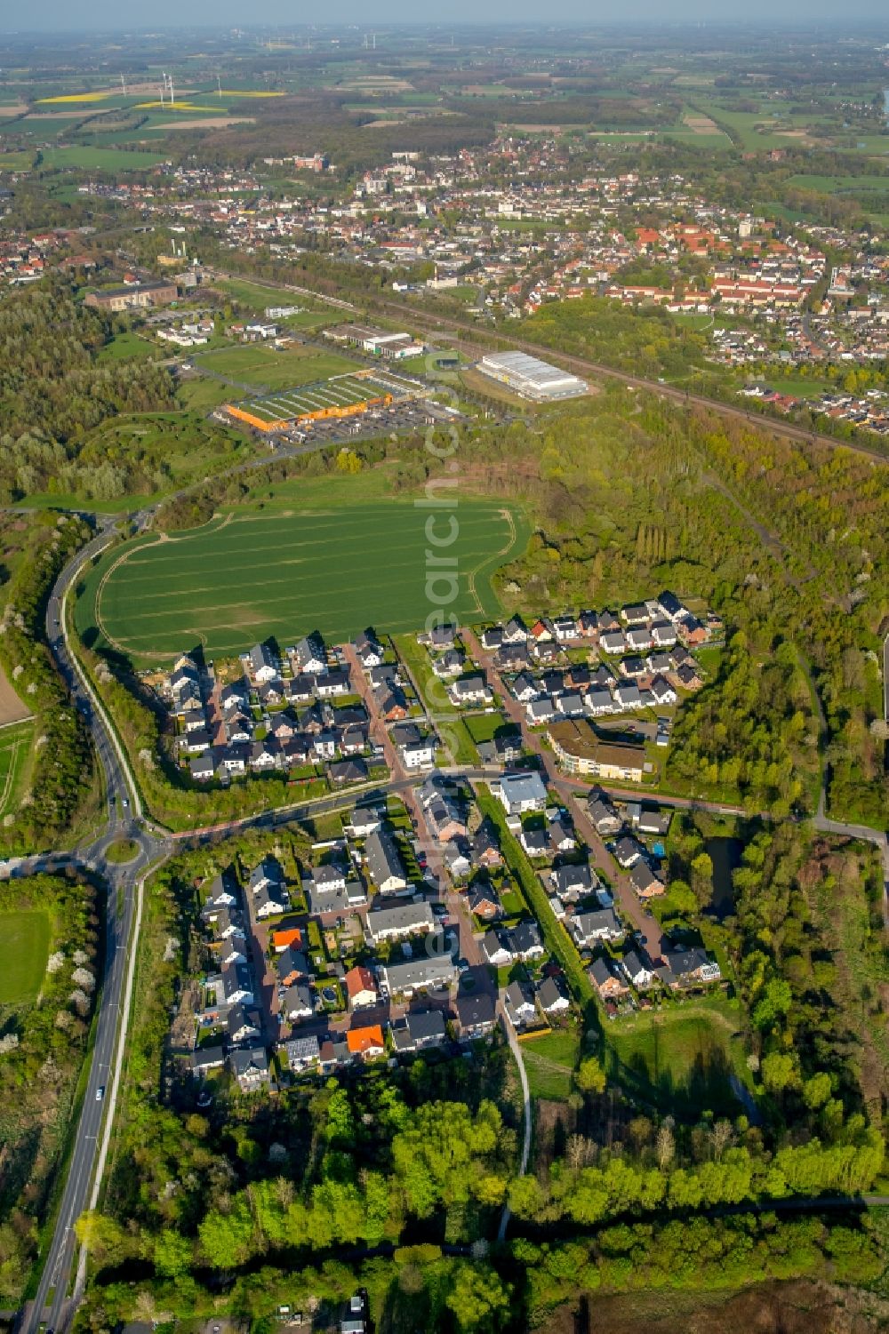 Aerial photograph Hamm - Residential area with single family houses on Heinrich-Waeltermann-Strasse in the Heessen part of Hamm in the state of North Rhine-Westphalia