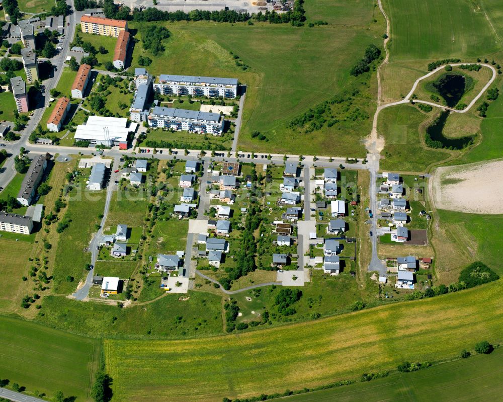 Hof from the bird's eye view: Single-family residential area of settlement in Hof in the state Bavaria, Germany