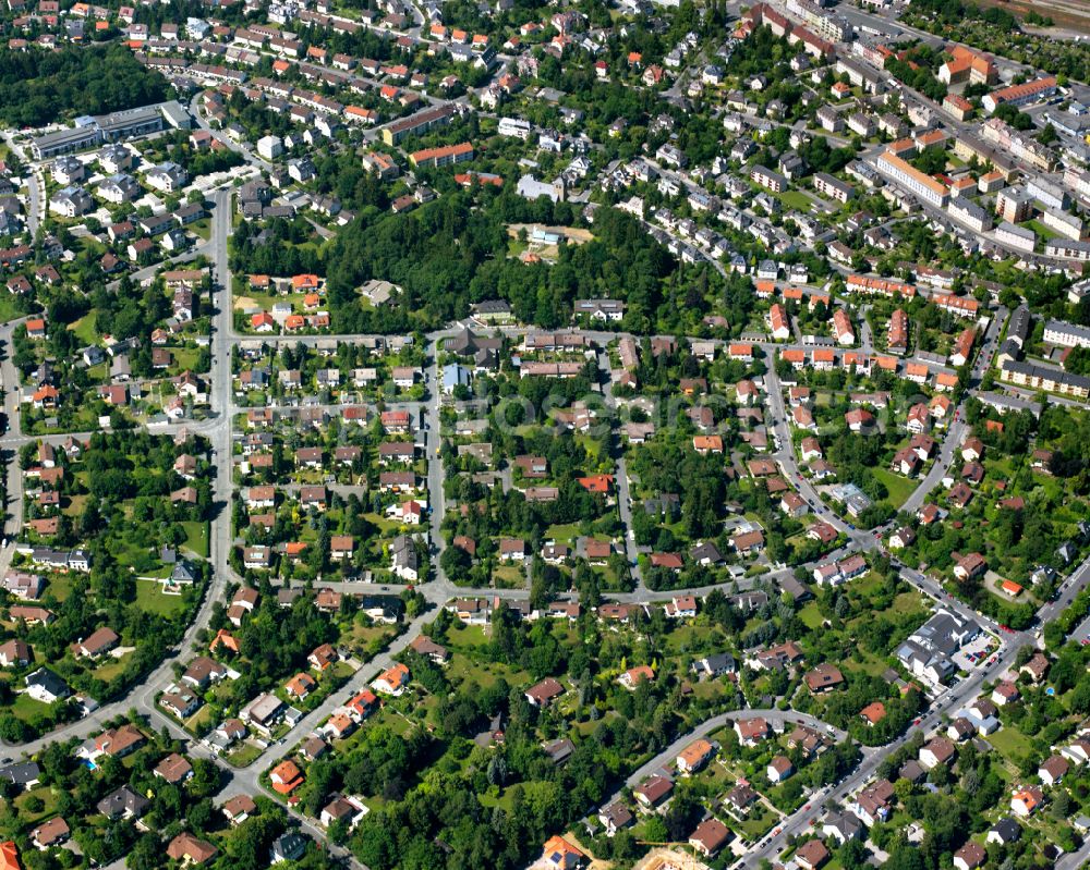 Aerial photograph Hof - Single-family residential area of settlement in Hof in the state Bavaria, Germany