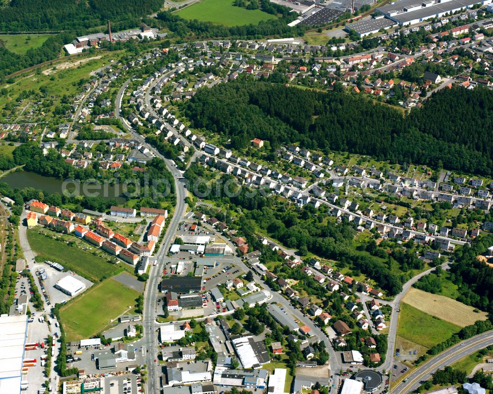 Hof from above - Single-family residential area of settlement in Hof in the state Bavaria, Germany