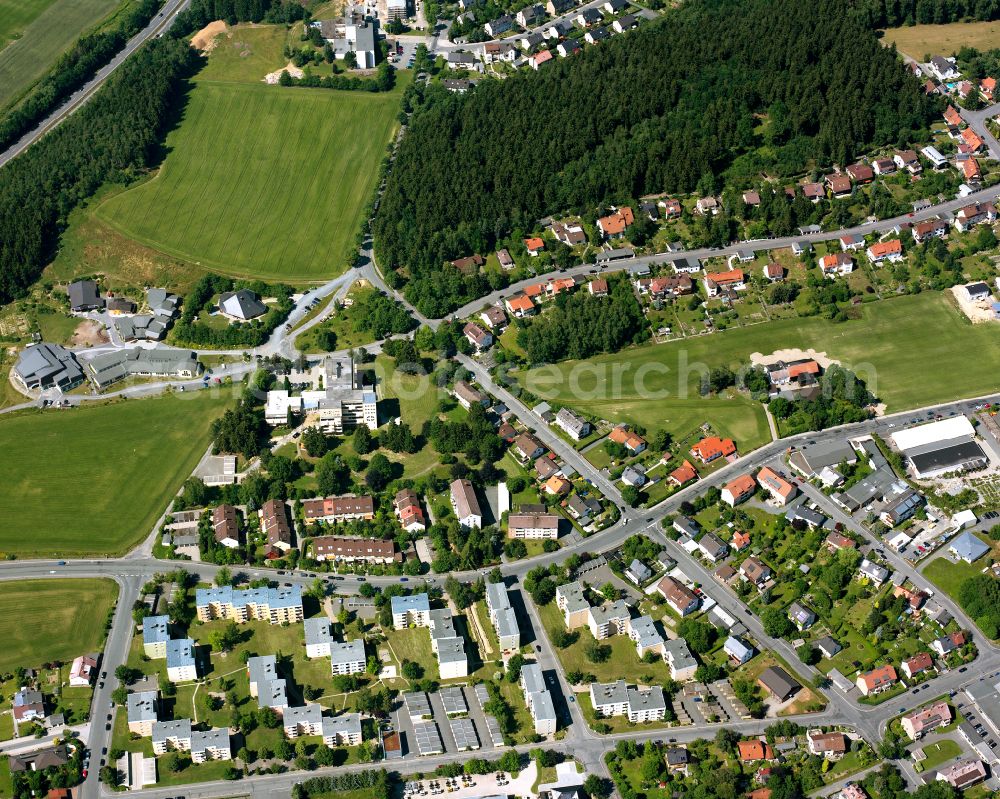 Aerial photograph Hof - Single-family residential area of settlement in Hof in the state Bavaria, Germany