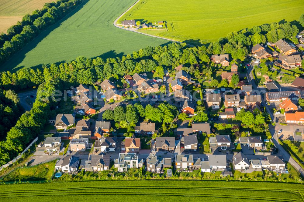 Horst from above - Residential area of single-family settlement in Horst in the state North Rhine-Westphalia, Germany