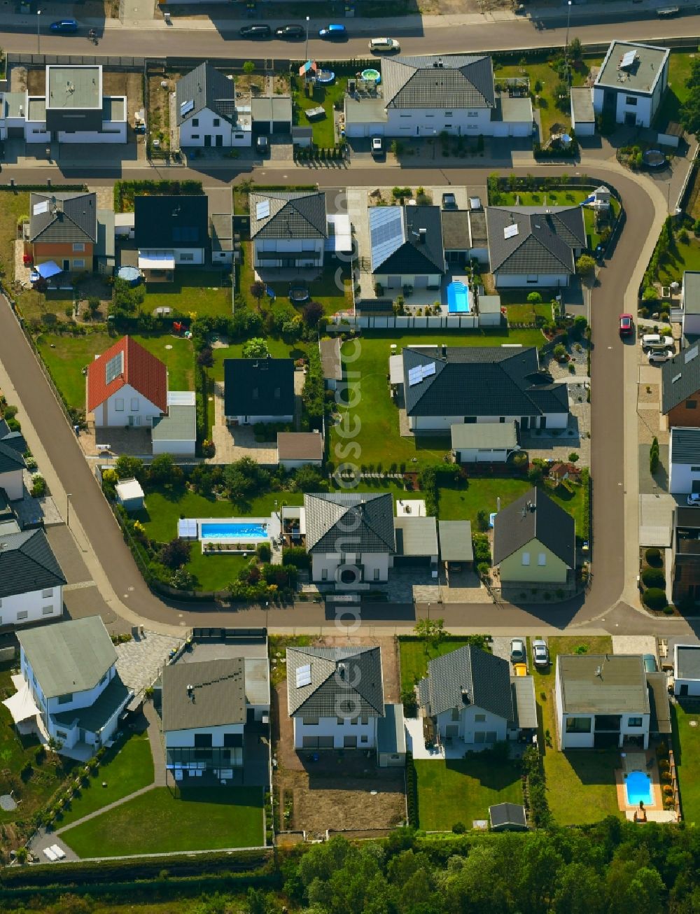 Magdeburg from above - Single-family residential area of settlement An of Kononenbahn in the district Cracau in Magdeburg in the state Saxony-Anhalt, Germany